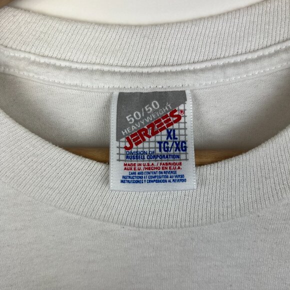 Vintage 1993 Canada Graphic T-Shirt Made in USA - Picture 3 of 7